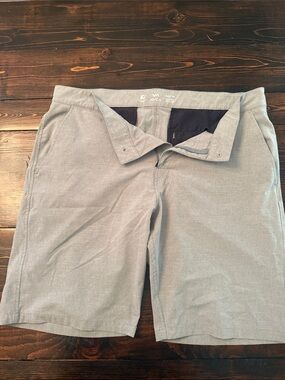 RVCA Men's Light Gray Everyday Flat-Front Shorts